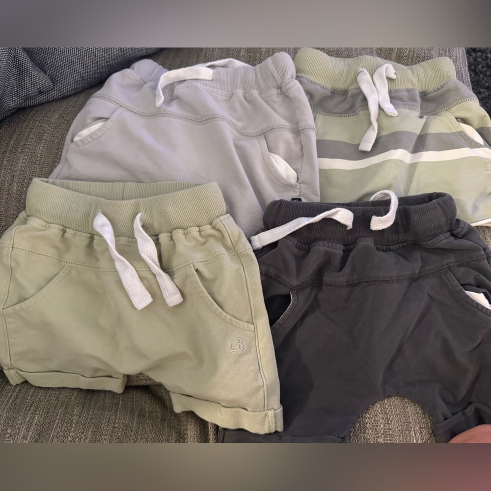 Lot 4 pairs of little bipsy harem shorts in EUC